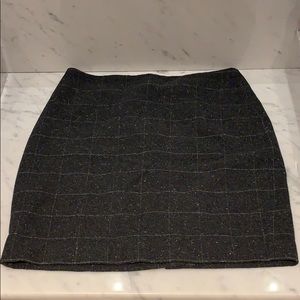 Banana Republic grey windowpane pencil skirt